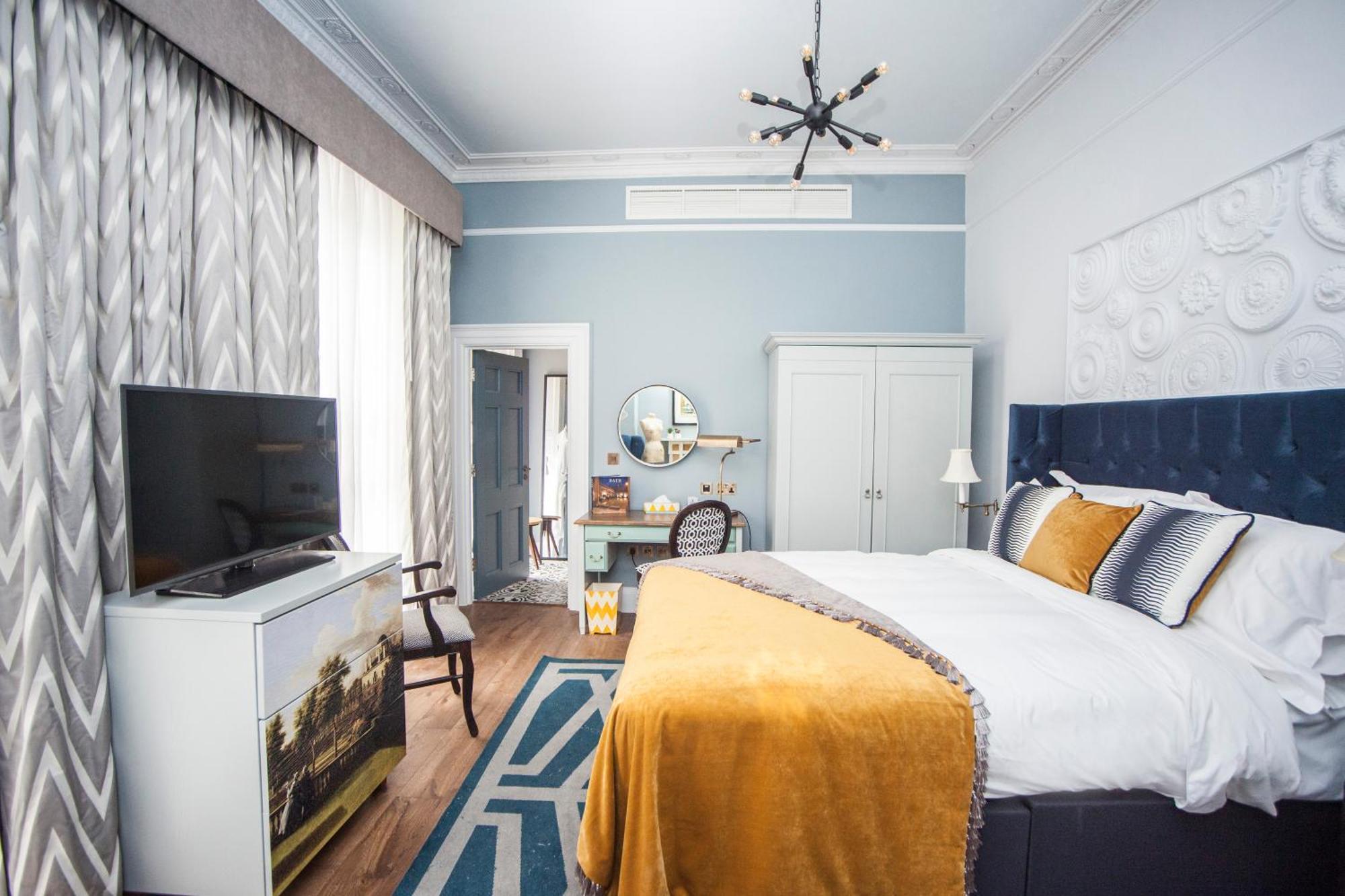 Indigo - By Ihg 4* Bath