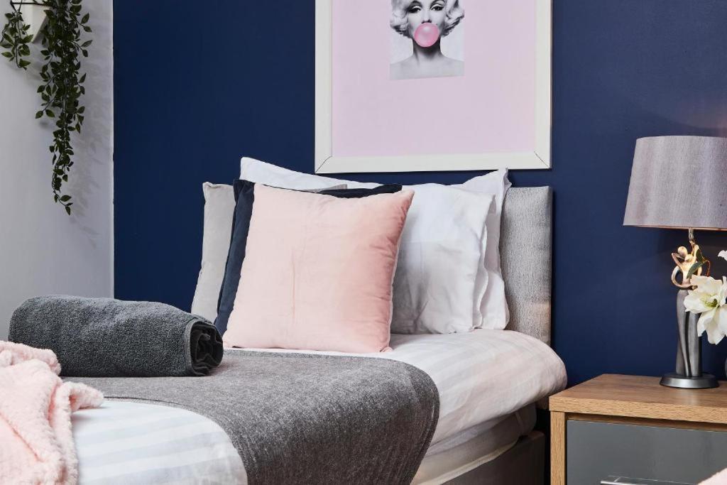 The Beautiful Gem Of - Sleeps 16 Apartment *