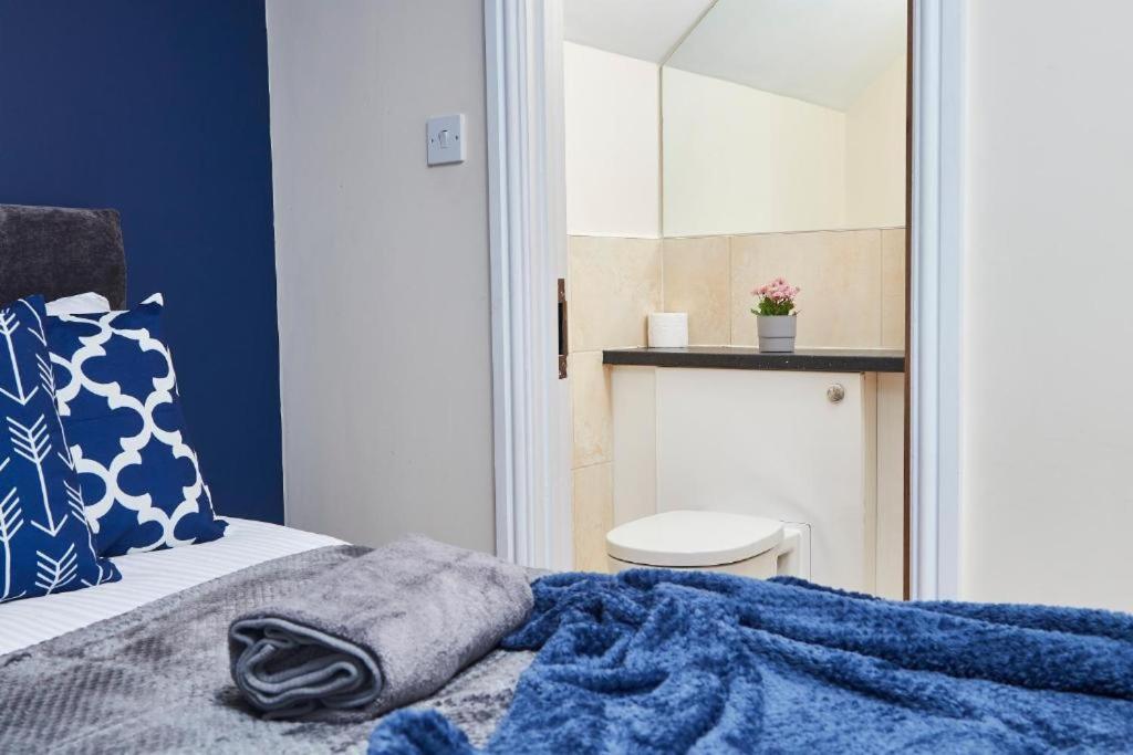 The Beautiful Gem Of - Sleeps 16 * Bath