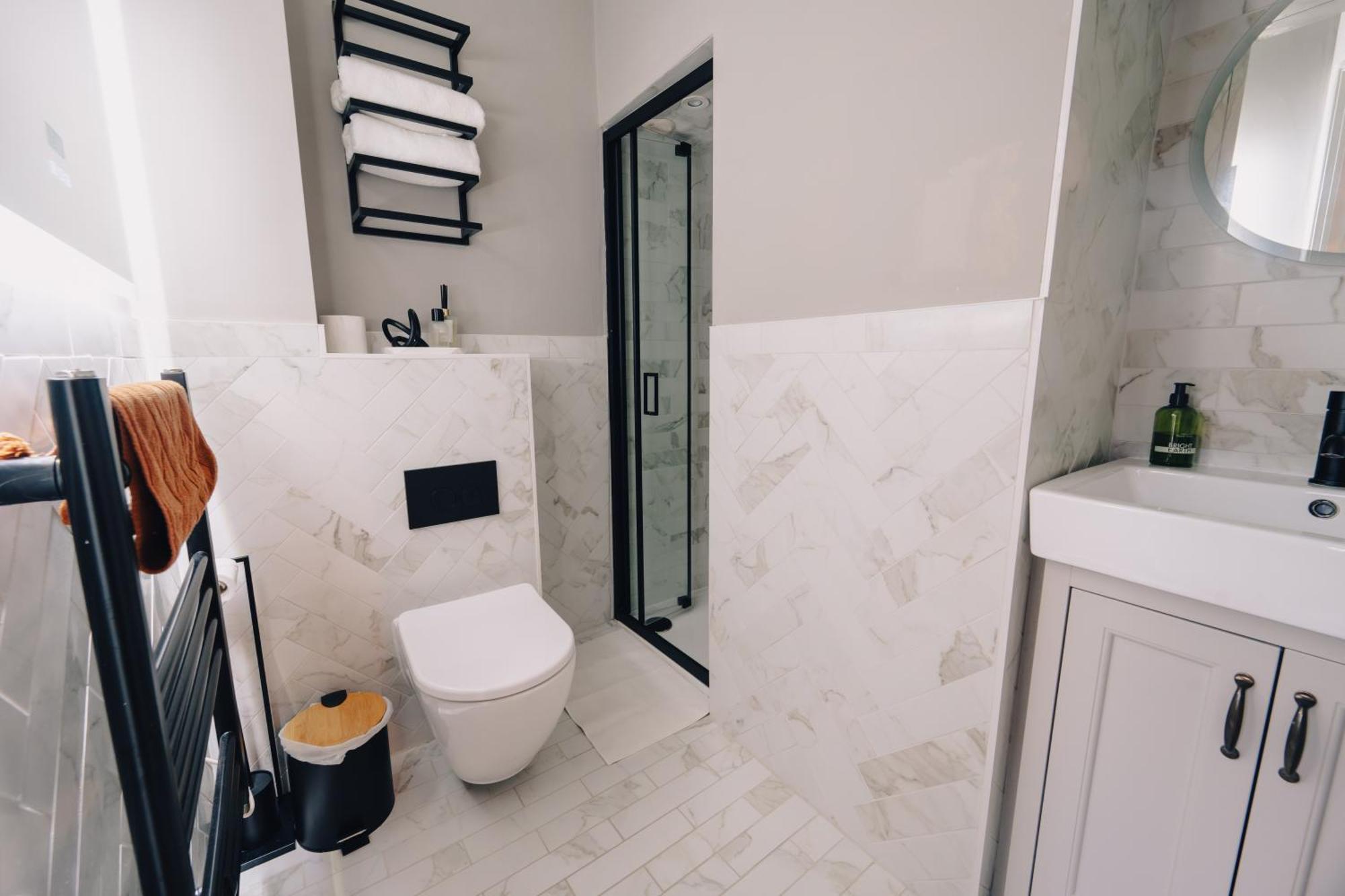 Apartment 1 Bed - *