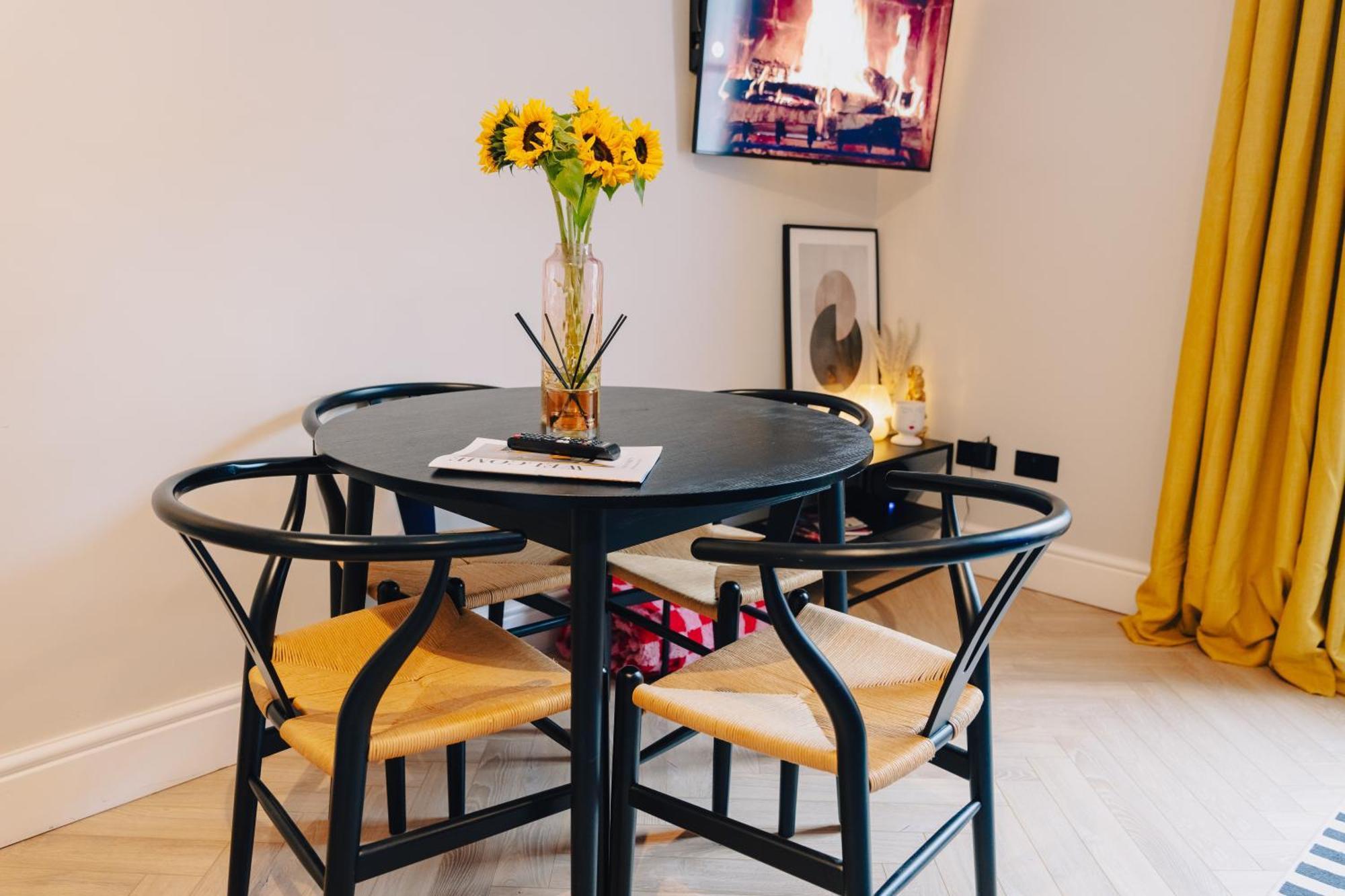 Apartment 1 Bed - Bath