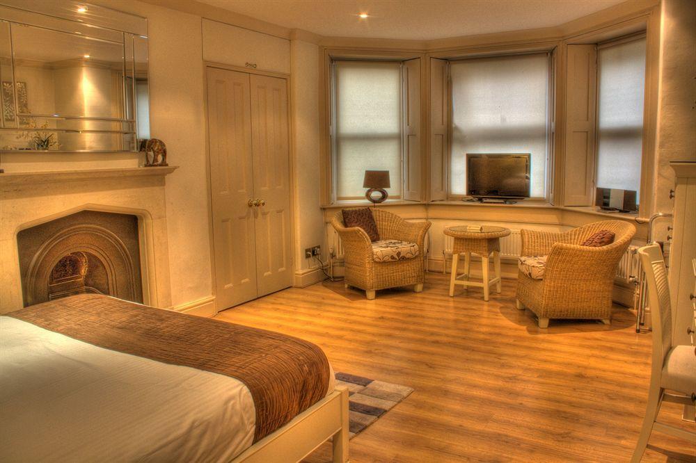 Guest house The Ayrlington Bath