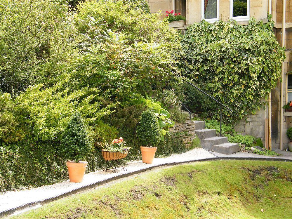Oldfields House 4*
