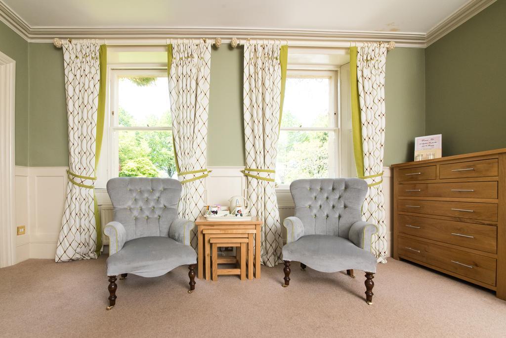 Guest house The Ayrlington Bath