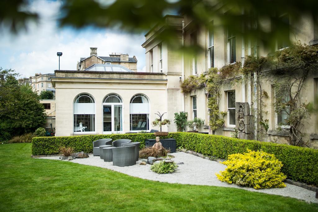 Guest house The Ayrlington Bath