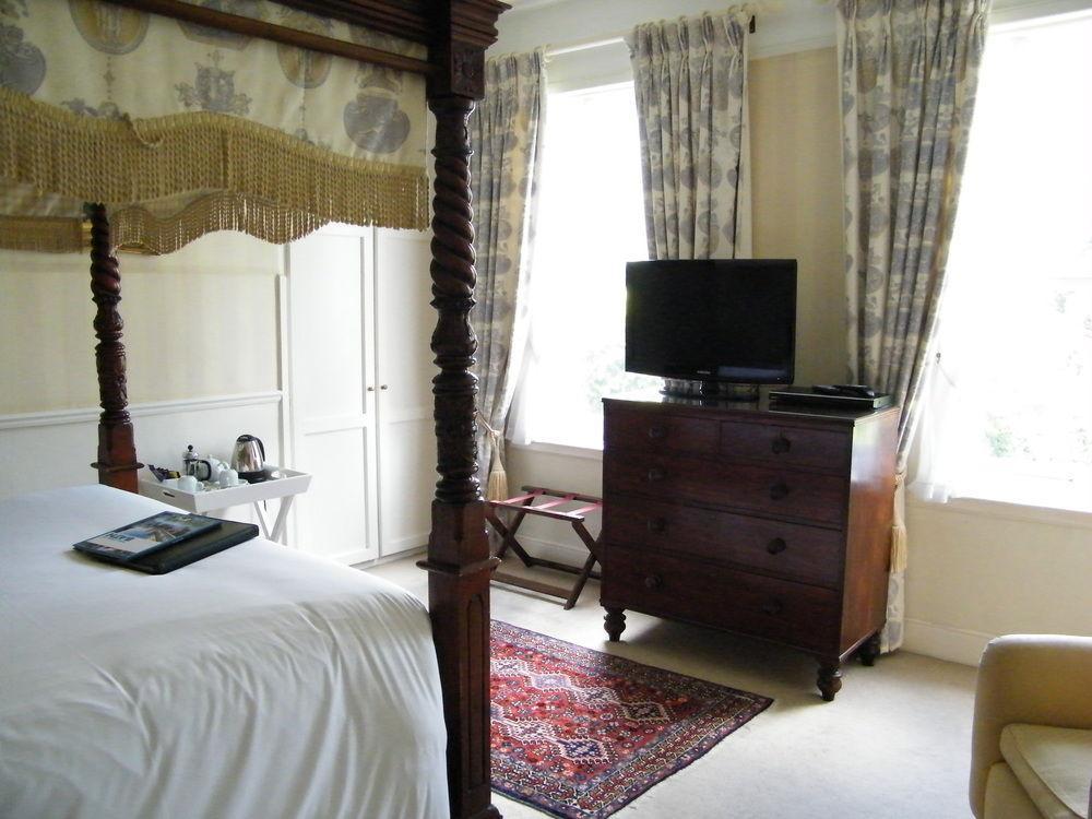 Oldfields House Bed & Breakfast