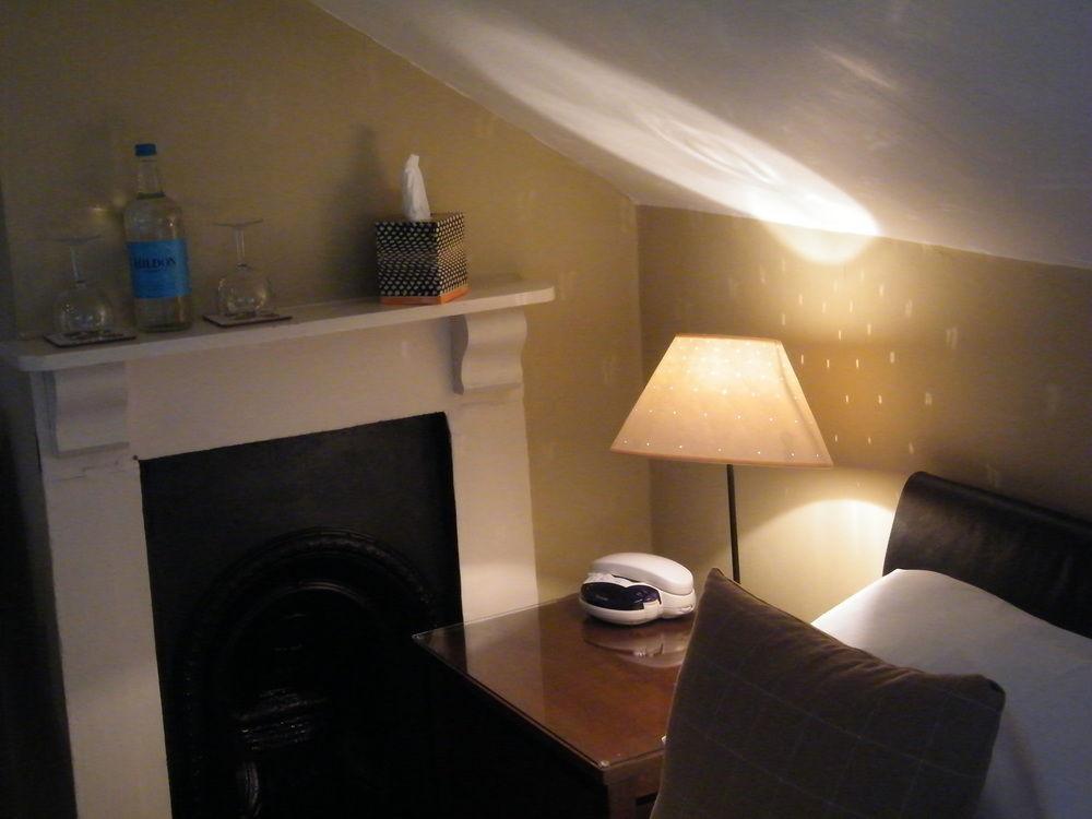 Oldfields House 4*