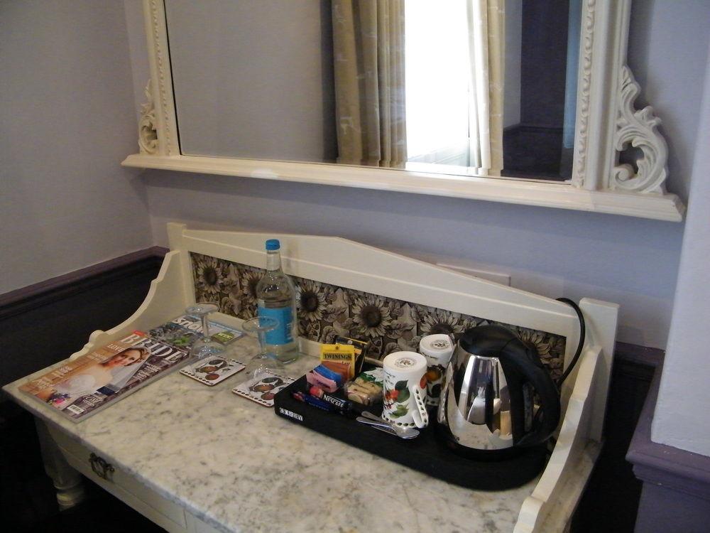 Oldfields House 4*