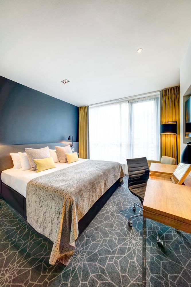Hotel Apex Of 4*