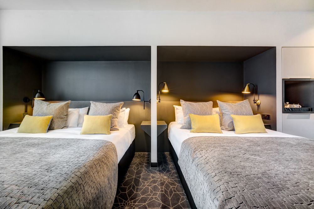 Hotel Apex Of 4*
