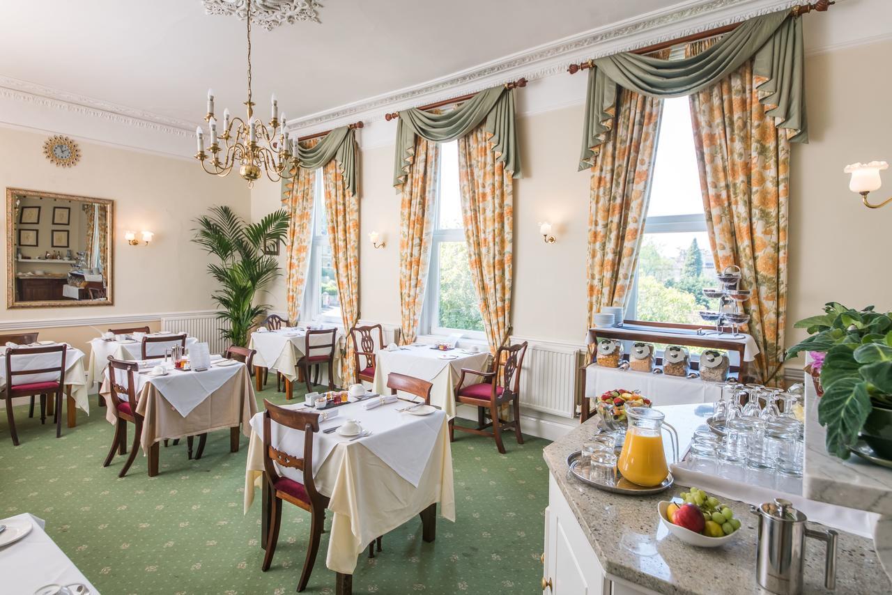 Oldfields House 4* Bath