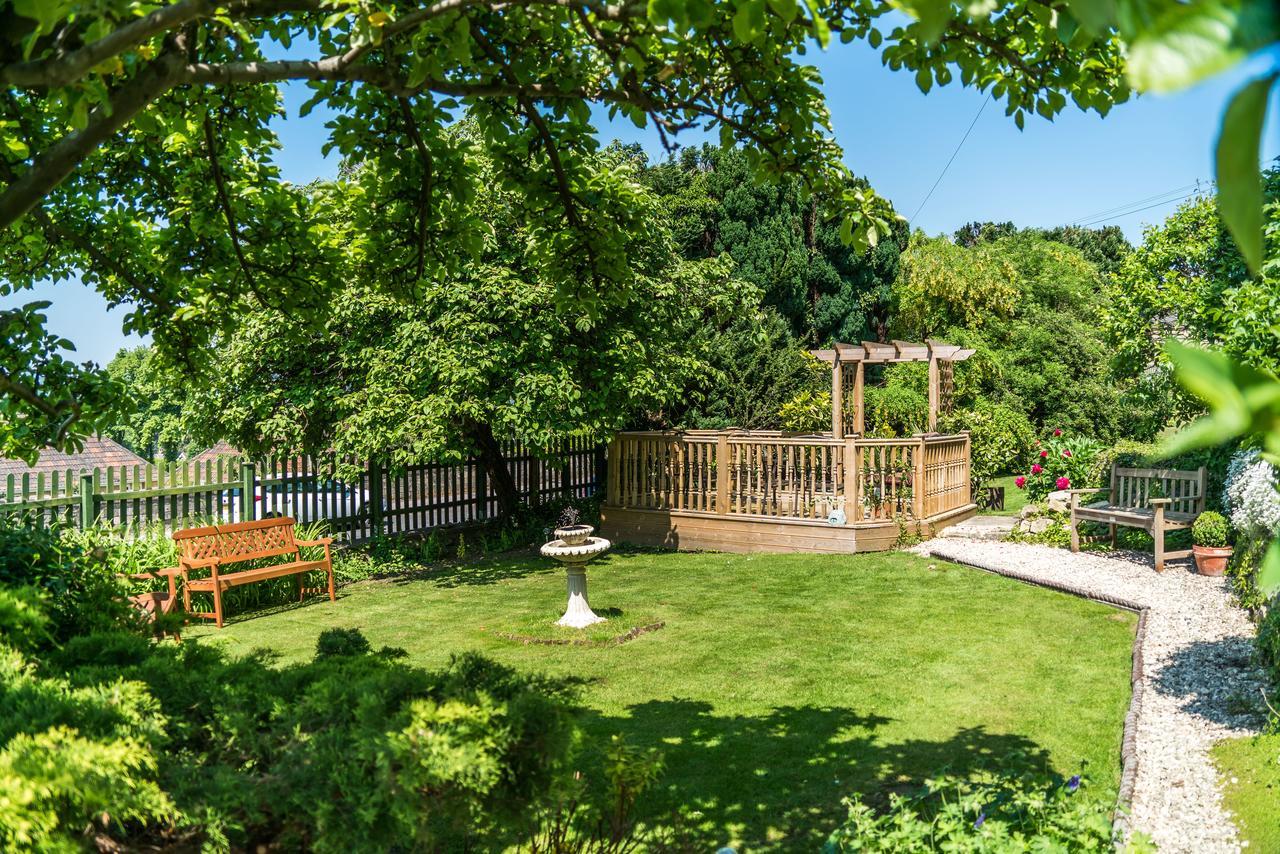 Oldfields House 4*