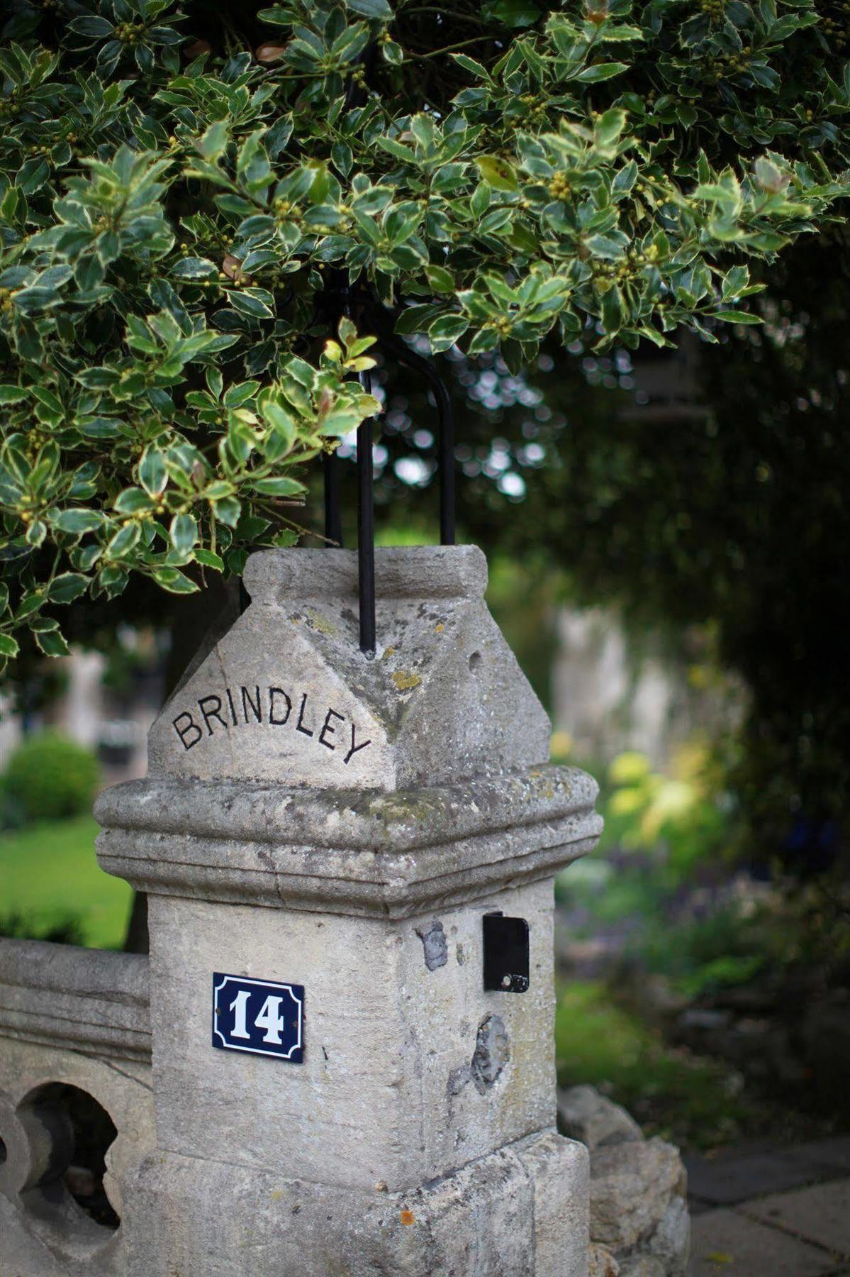 Brindleys Guest house 4*