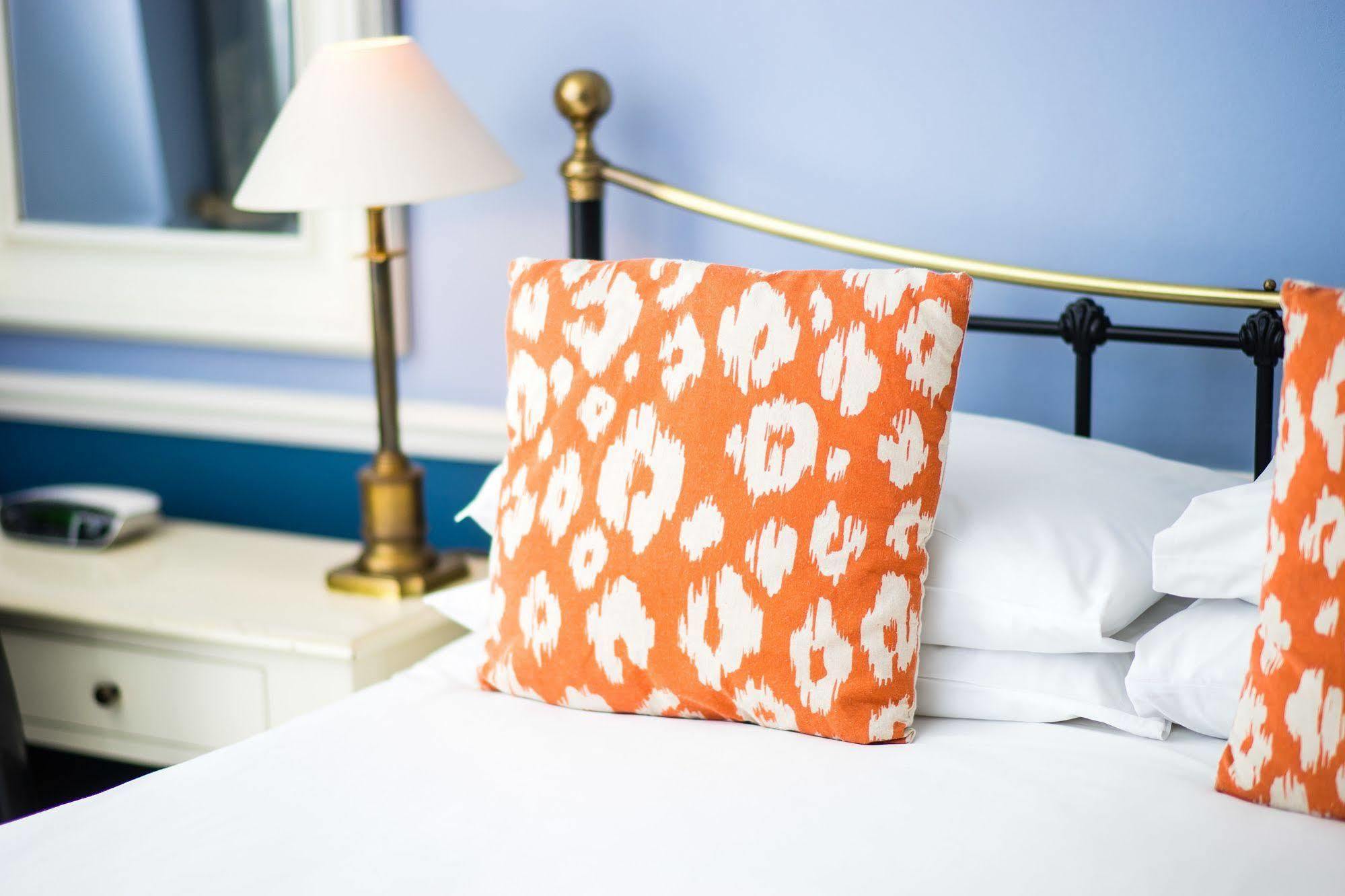 Oldfields House 4*