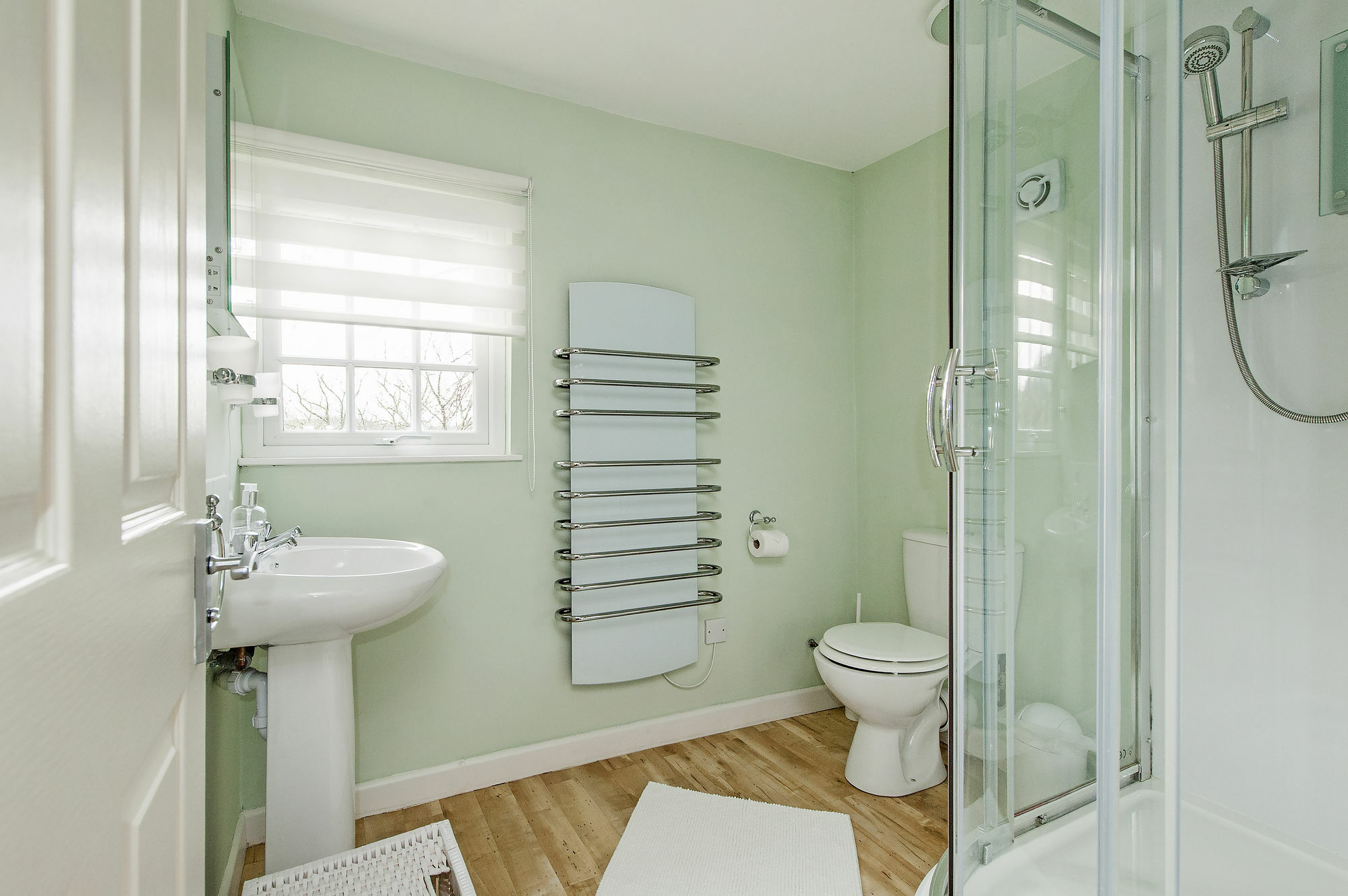 Tucking Mill View Apartment *