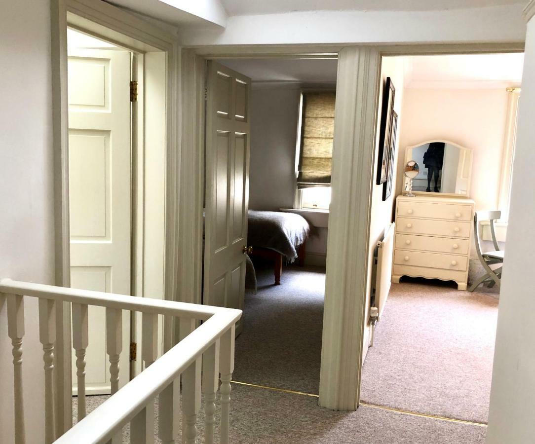 Lauras Townhouse Lansdown Slope Townhouse * Bath