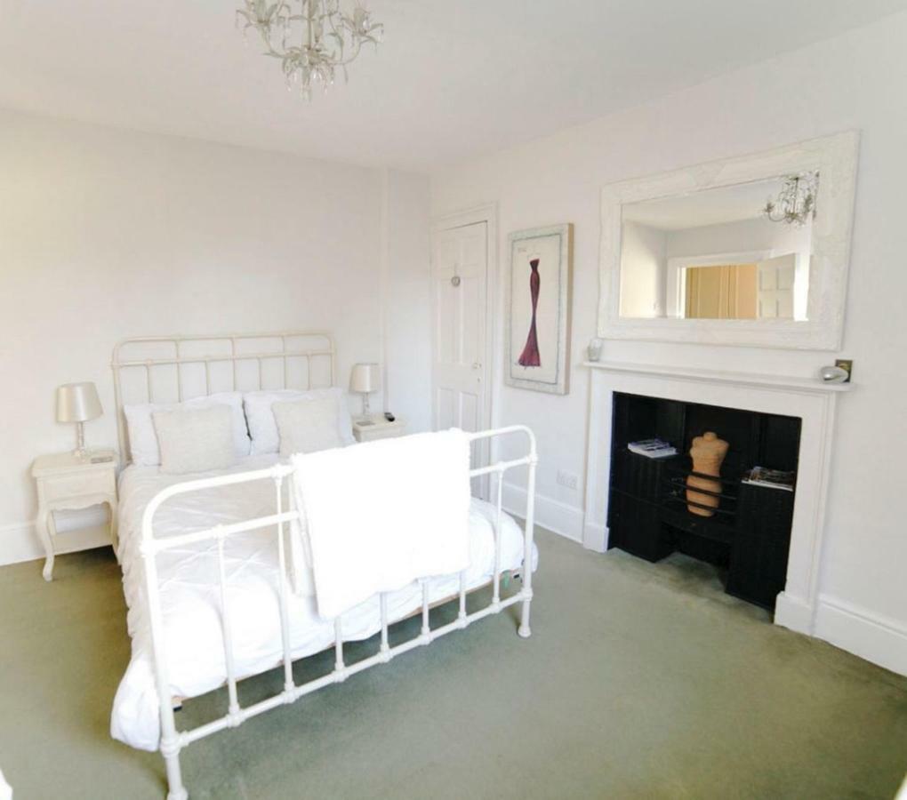 No 4 Ainslie's Belvedere *