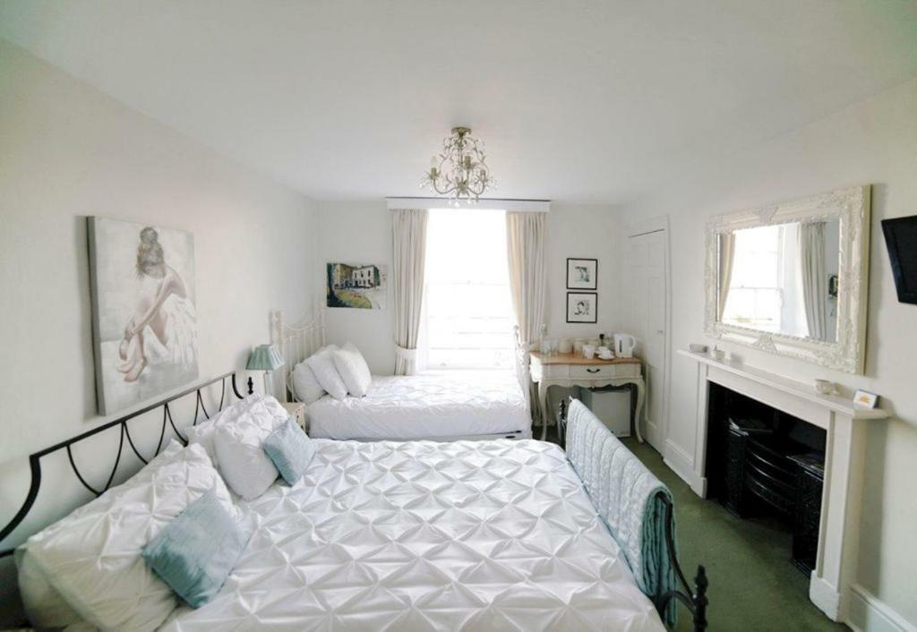 No 4 Ainslie's Belvedere *