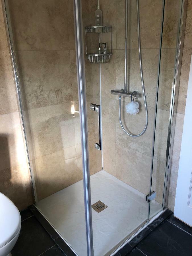 1 Georges Place *