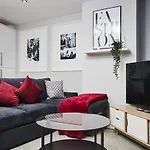 Stunning Hepburn Suite!