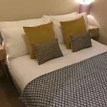 Beautiful Bath Apartment In Central Milsom Street