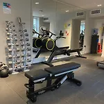 Student Castle Studio Apartments - Free Parking
