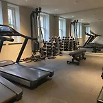 Student Castle Studio Apartments - Free Parking