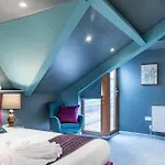 Style & Opulence In Georgian Chapel W Parking
