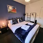 No.1 Bloom Apartments, Bath
