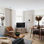 Superior Stays Luxury Apartments - Bath City Centre