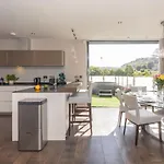 Henge House, Penthouse Apartment