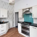 Garden Maisonette In Bath City Centre