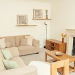 Garden Flat In Period Property Centrally Located