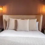 Silcox House Bath