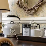 Royal Hotel