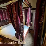 Central Bath, 18Th Century Georgian Rooms