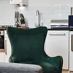 The Bath Collection - Moss X Monroe Suite!