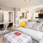Beautiful Basement Apartment