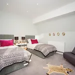 ※ Spacious Georgian Coach House & With Parking