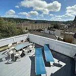 The Roof Terrace Maisonette - City Centre