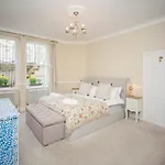Georgian Garden Apartment - Central Bath