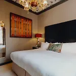 No 15 By Guesthouse, Bath