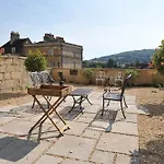 Lovely Georgian Loft In The Very Centre Of Bath