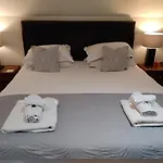 The Bath House Apartments - Free 1St Breakfast - Free Parking