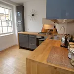 Jack\'S Place - Central 2 Bedroom Apartment