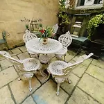 Abbey Mews In The Heart Of Bath, Bath Keys