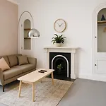 Central Studio Flat With Parking Permit