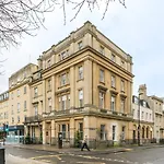 The Halcyon Hotel Apartments, Henry Street