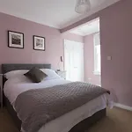 Vesta Central Bath Apartment