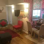 2 Bed, Ground Floor Bijou Georgian City Apartment
